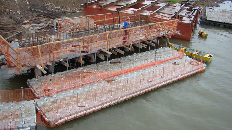 docks for contrsuction
