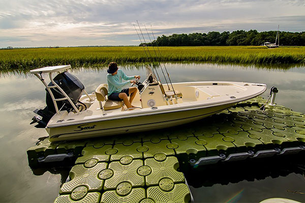 fishing boat on green docks